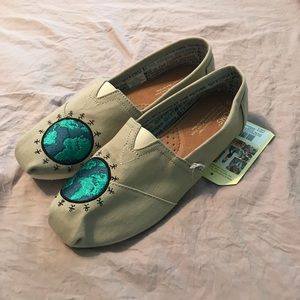 Toms Tan Flats with Blue Embroidery